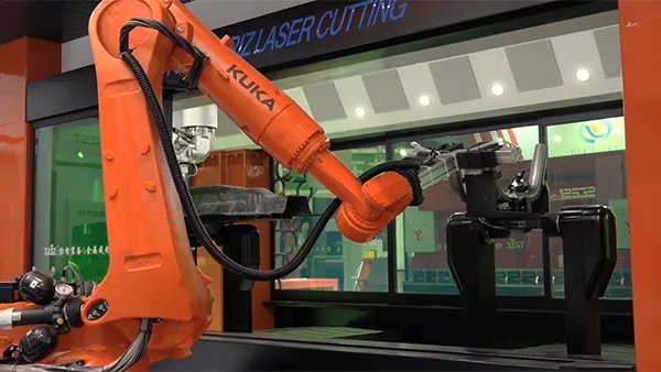 Effiziente Doppelstations-Automatikbearbeitung